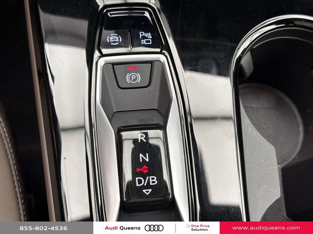 Used 2025 Audi A6 e-tron Premium w/ Ultra Package AWD/4WD image 27