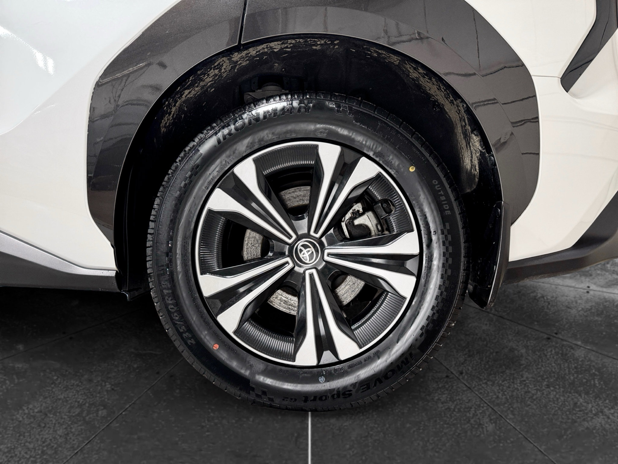 Used 2024 Toyota bZ4X FWD w/ Weather Package image 28