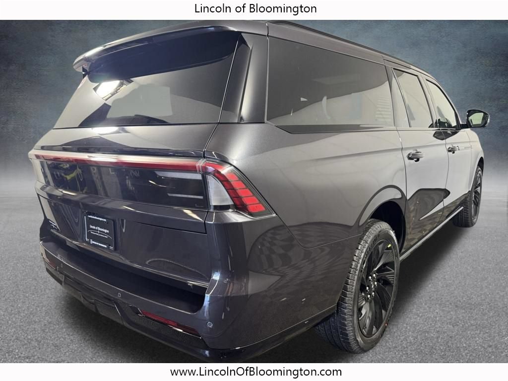 New 2026 Lincoln Navigator L Reserve w/ Jet Appearance Package AWD/4WD image 6