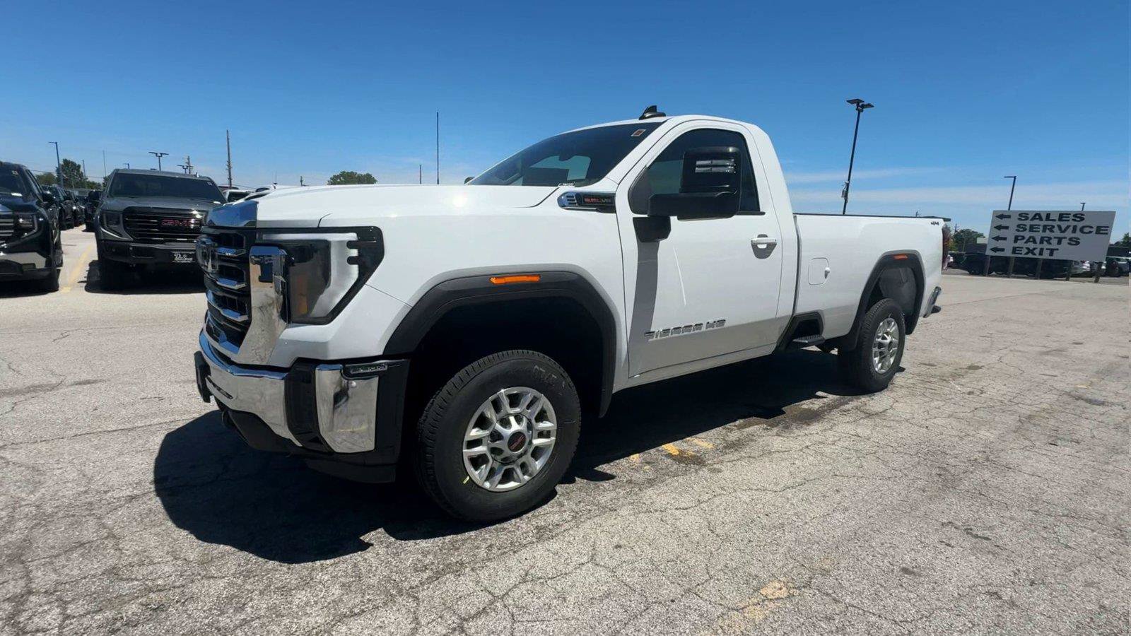 New 2026 GMC Sierra 2500 SLE AWD/4WD image 4