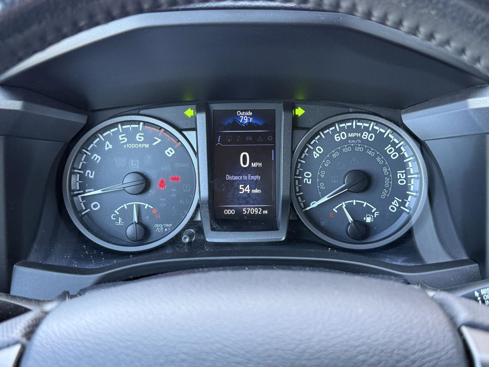 Used 2019 Toyota Tacoma TRD Off-Road w/ Technology Package AWD/4WD image 12