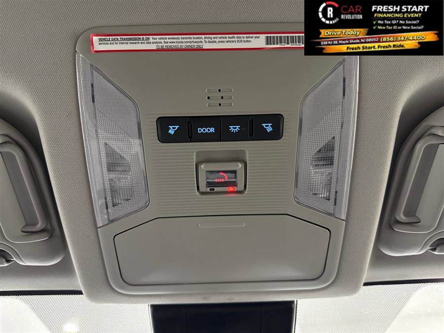 Used 2022 Toyota RAV4 XLE image 26