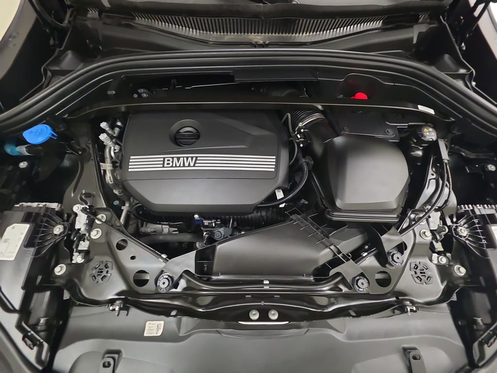 Certified 2025 BMW X2 xDrive28i w/ M Sport Package AWD/4WD image 31