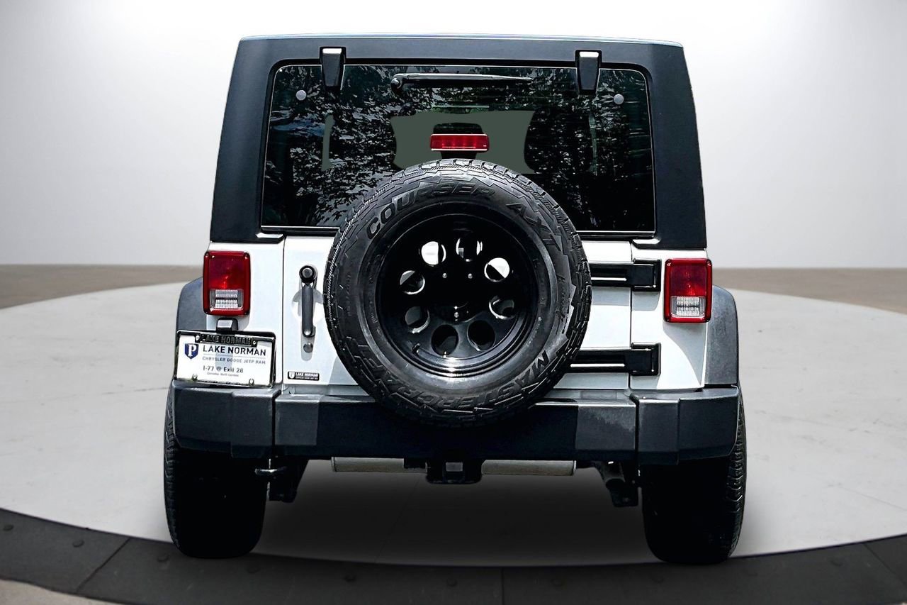 Used 2016 Jeep Wrangler Unlimited Sport w/ Max Tow Package AWD/4WD image 8