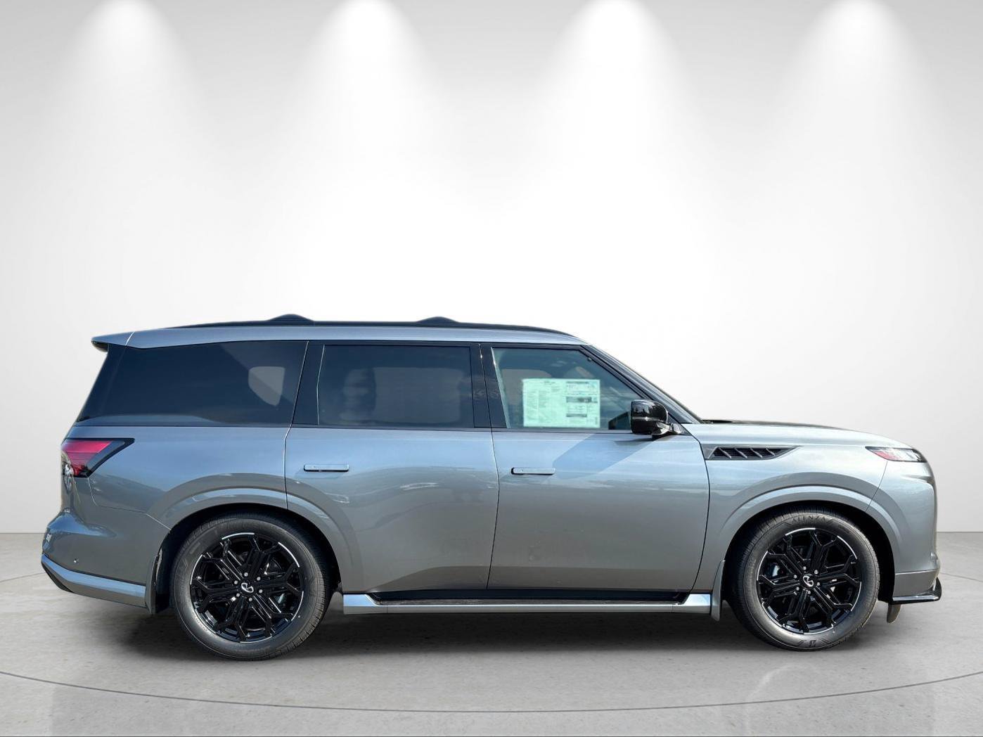 New 2027 INFINITI QX80 Sensory AWD/4WD image 6