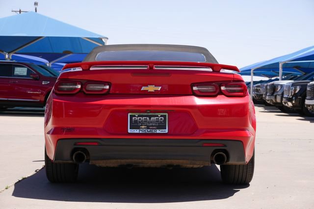 Used 2020 Chevrolet Camaro LT RWD image 4
