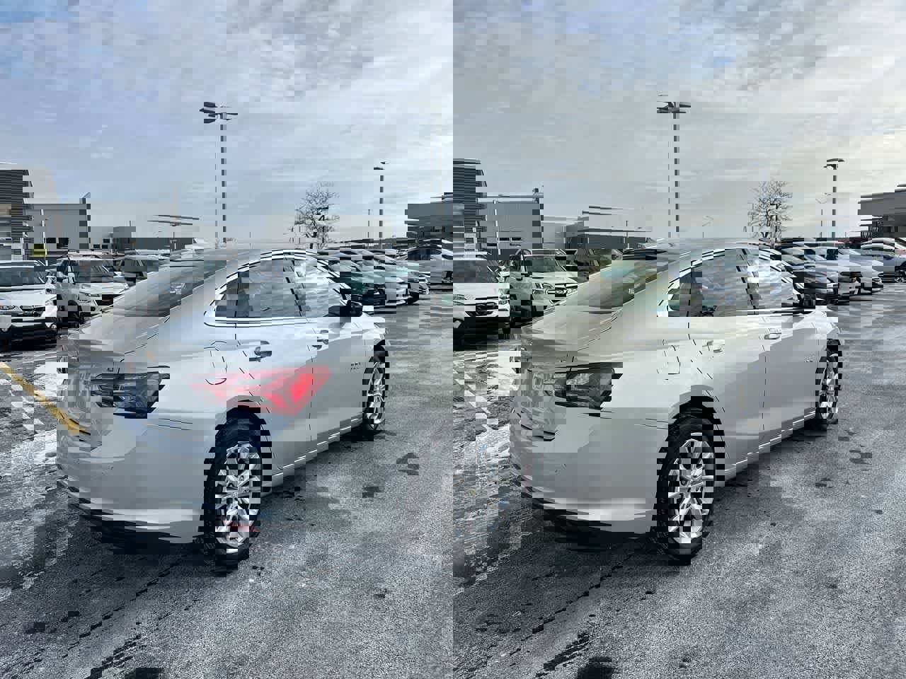 Used 2020 Chevrolet Malibu LT image 13