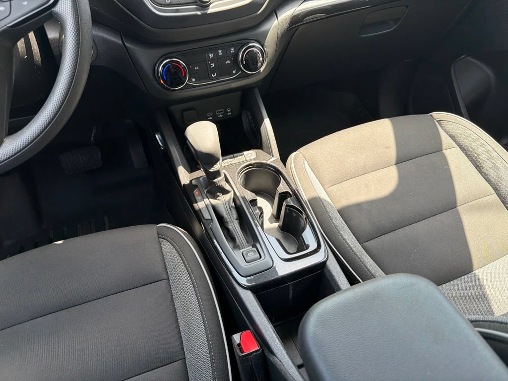 Used 2022 Chevrolet TrailBlazer LT FWD image 15
