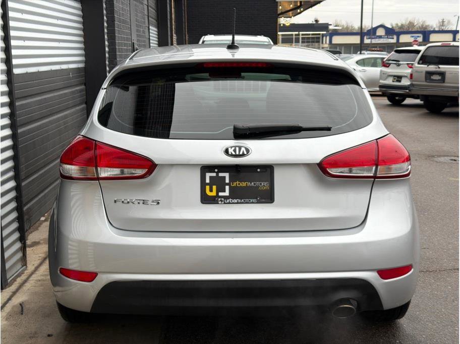 Used 2017 Kia Forte LX FWD image 8