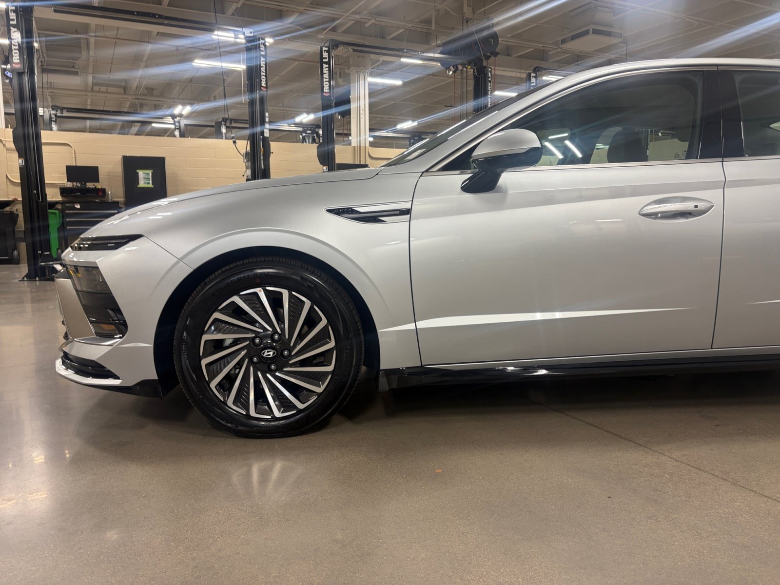 Used 2026 Hyundai Sonata SEL FWD image 10