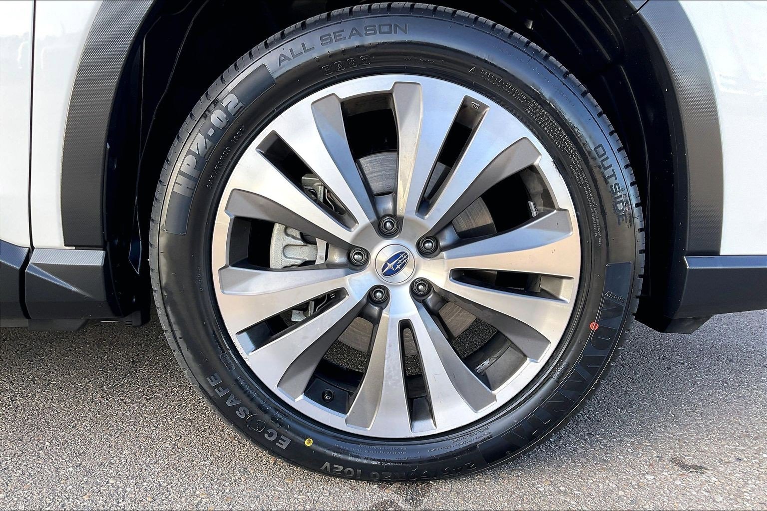 Used 2020 Subaru Ascent Touring w/ Popular Package #3 image 24