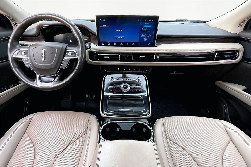 Used 2022 Lincoln Nautilus Reserve image 16