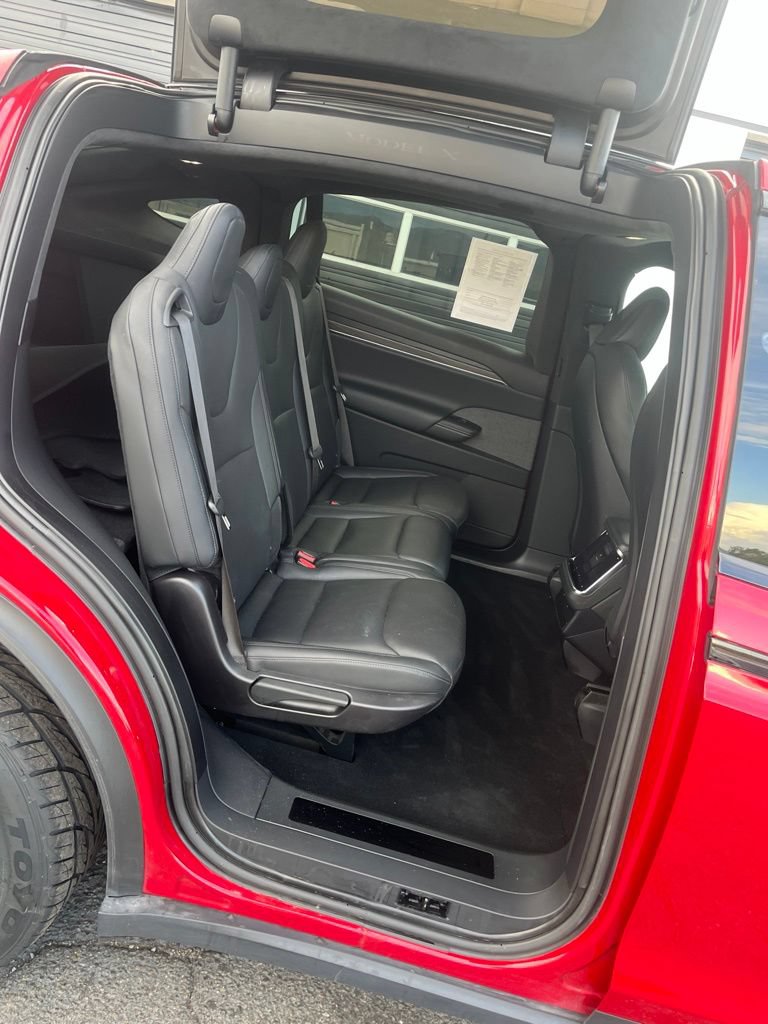Used 2023 Tesla Model X AWD/4WD image 7