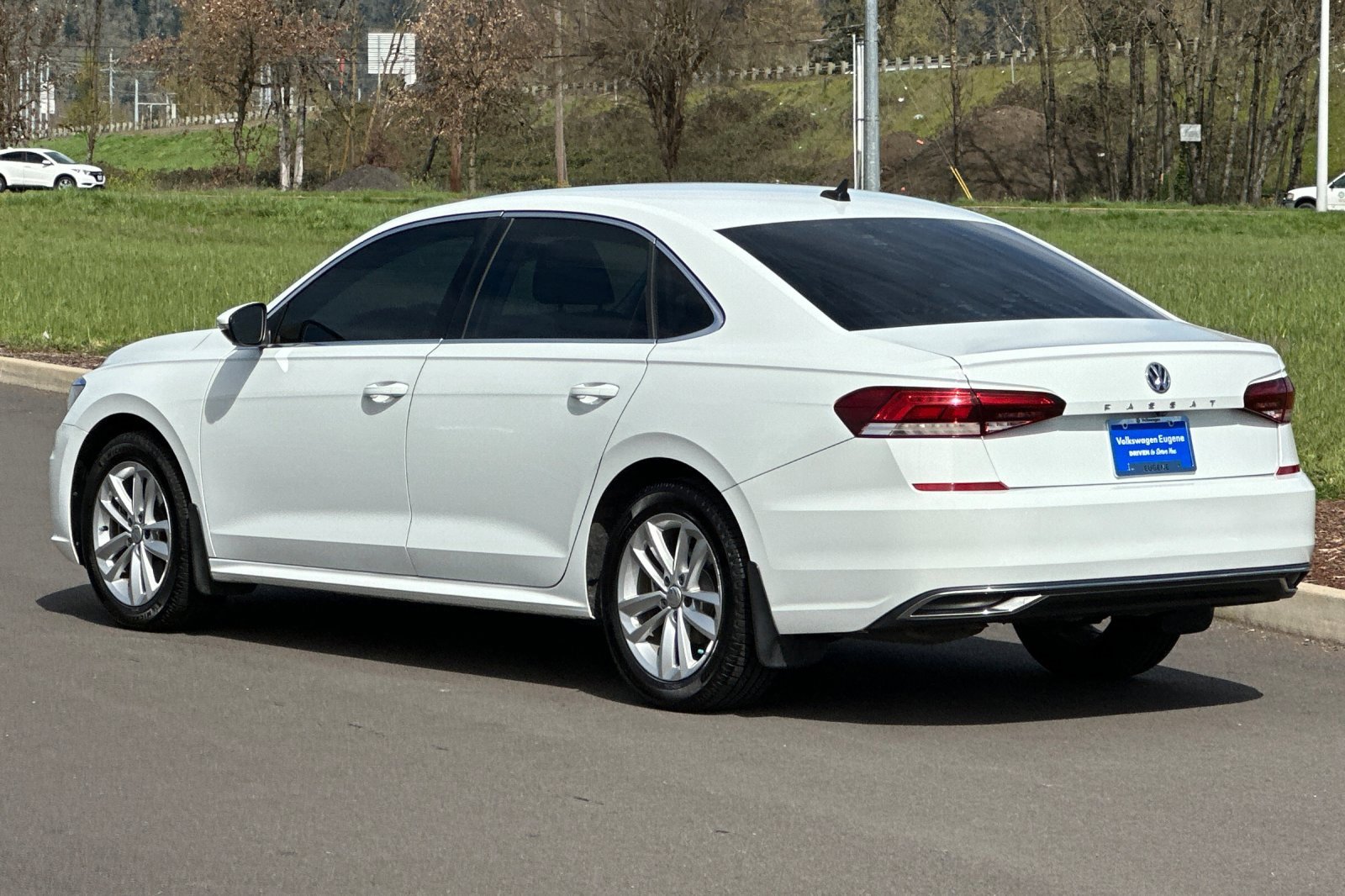 Used 2020 Volkswagen Passat 2.0T SE image 5