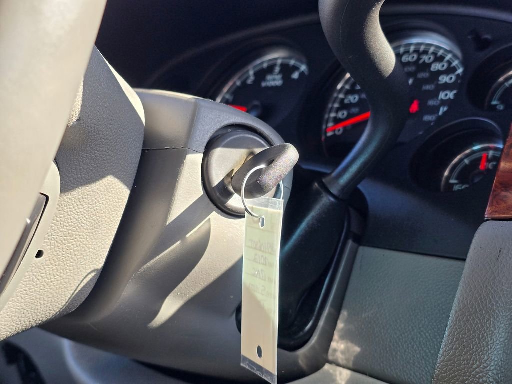 Used 2012 GMC Sierra 1500 SLT w/ SLT White Diamond Edition image 37