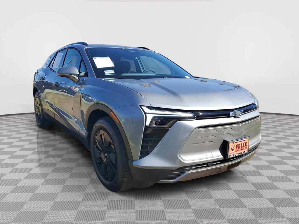 Used 2026 Chevrolet Blazer EV LT w/ Midnight/Sport Edition FWD image 2