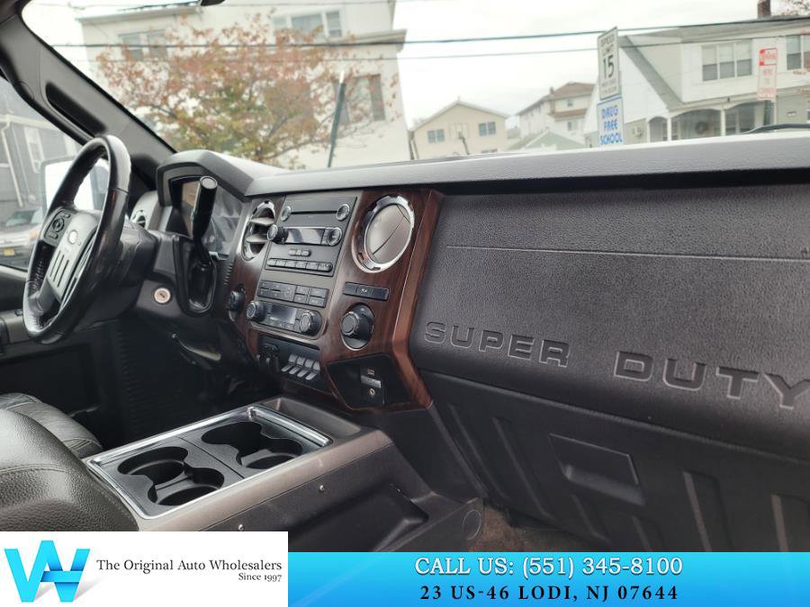 Used 2012 Ford F350 Lariat w/ Chrome Pkg image 17