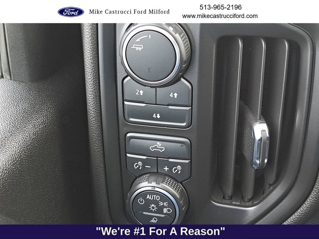 Used 2023 Chevrolet Silverado 2500 Custom w/ Custom Value Package image 17