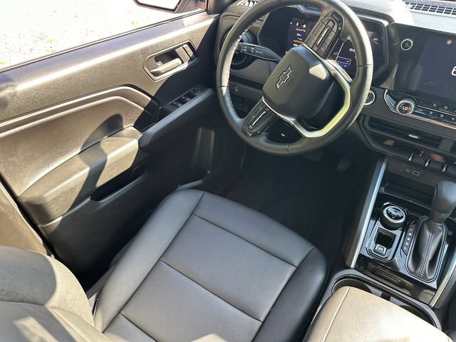 Used 2025 Chevrolet Colorado Trail Boss AWD/4WD image 19