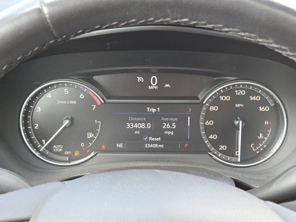 Used 2023 Cadillac XT4 Luxury w/ Driver Awareness Package FWD image 33