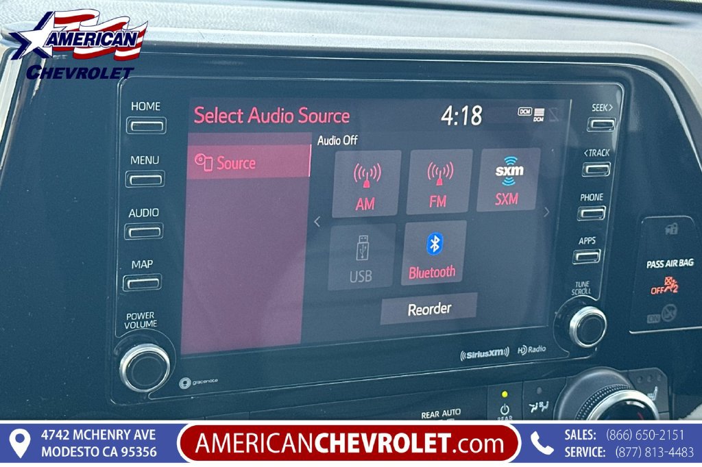 Used 2022 Toyota Highlander XLE AWD/4WD image 27