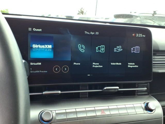 Used 2025 Hyundai Kona SEL FWD image 11