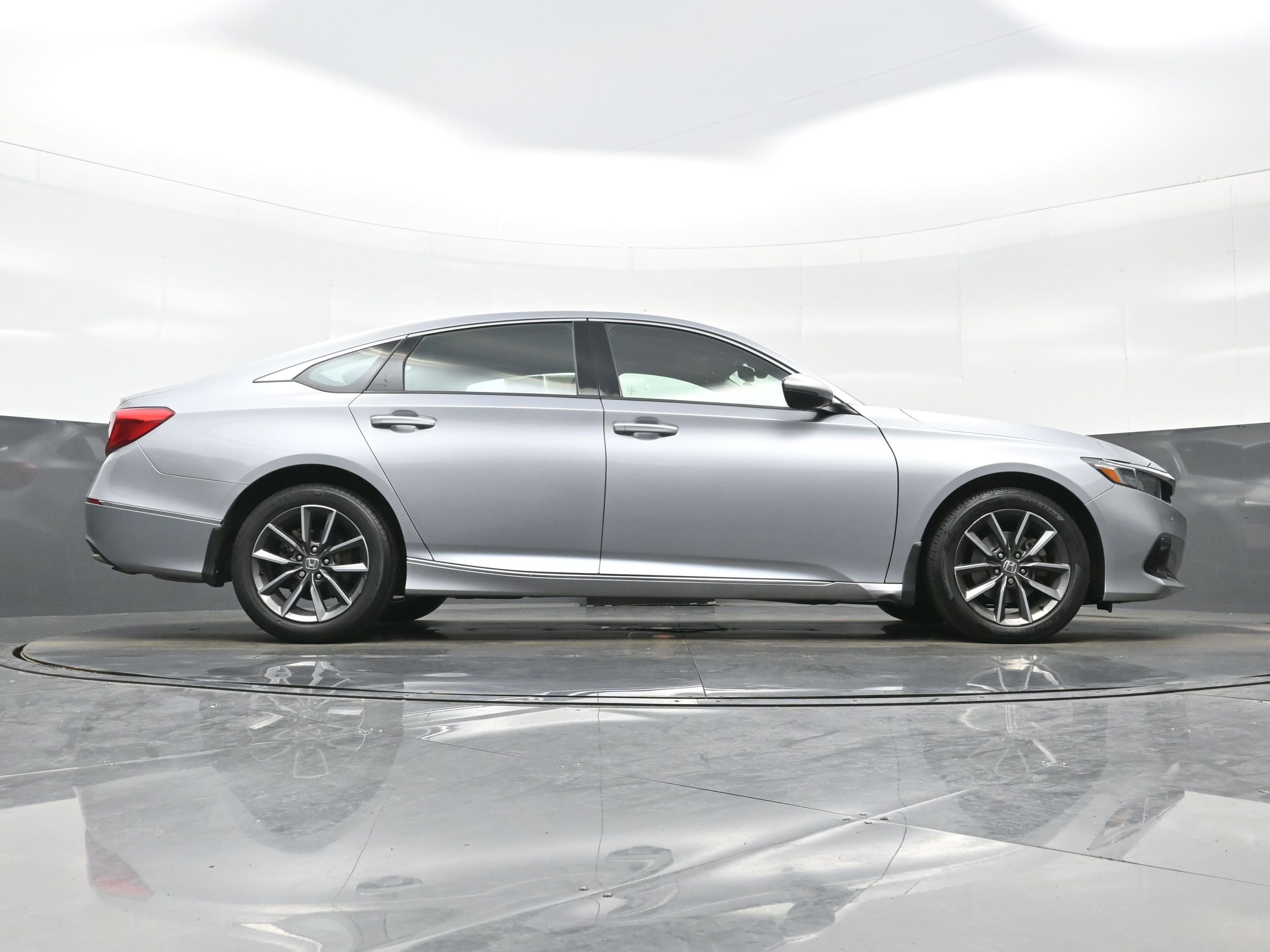 Used 2022 Honda Accord EX-L image 33