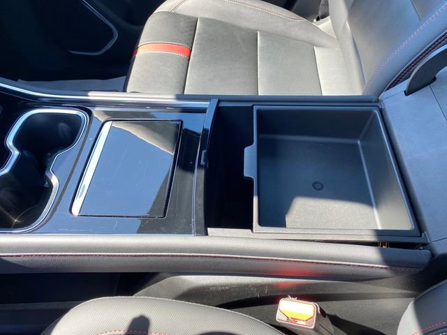 Used 2024 Chevrolet Traverse RS image 15