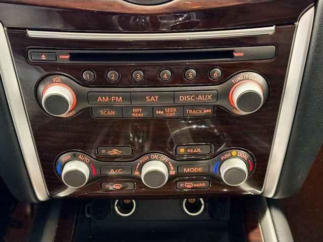 Used 2015 Nissan Pathfinder Platinum image 14