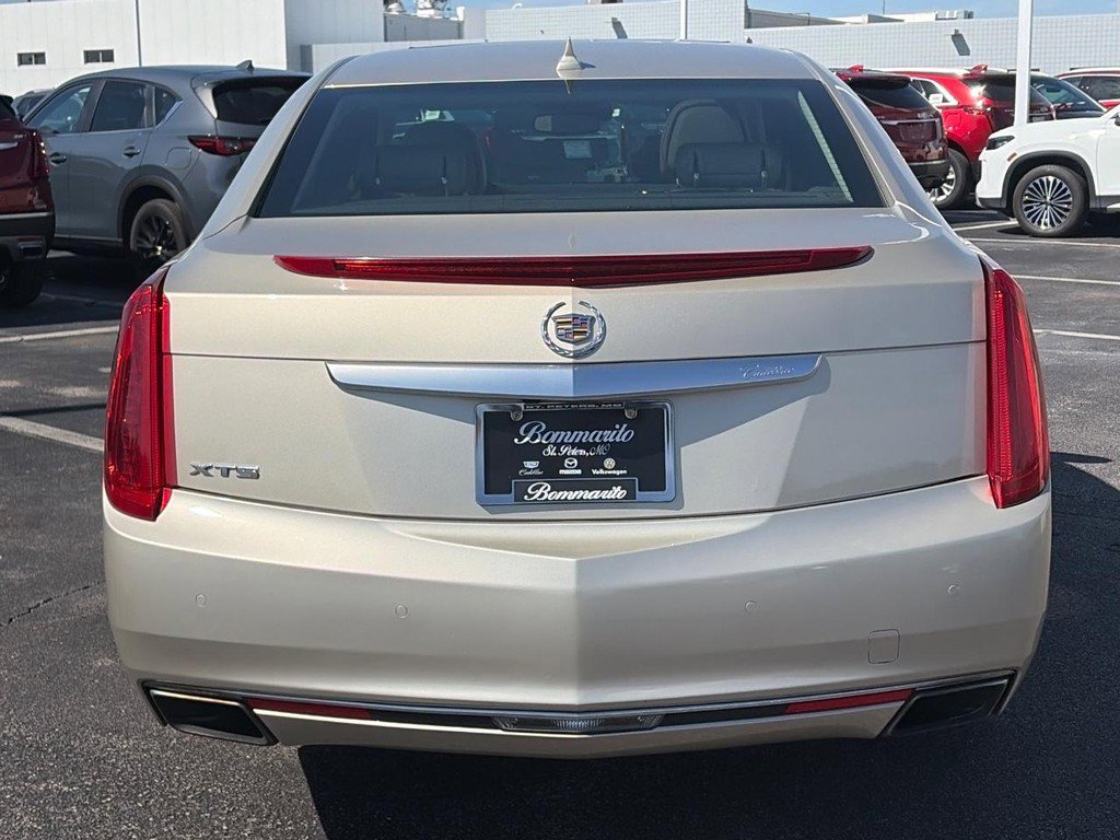 Used 2013 Cadillac XTS Premium image 6
