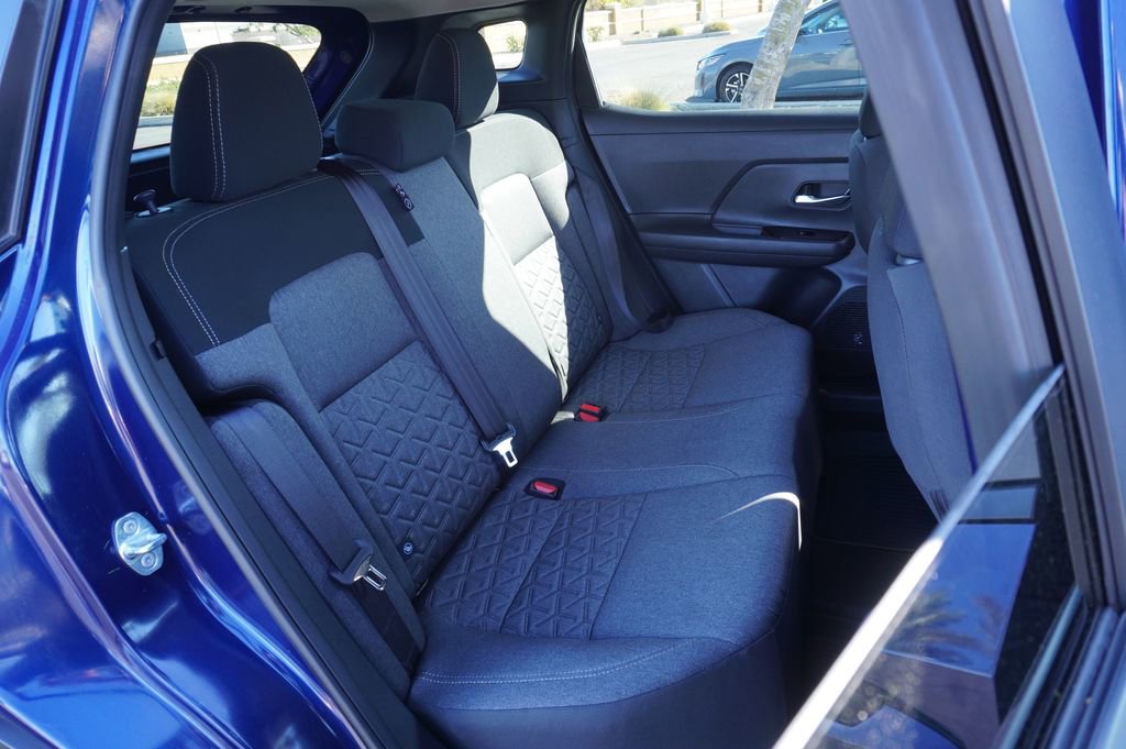 Certified 2025 Nissan Kicks SV w/ SV Premium Package FWD image 9