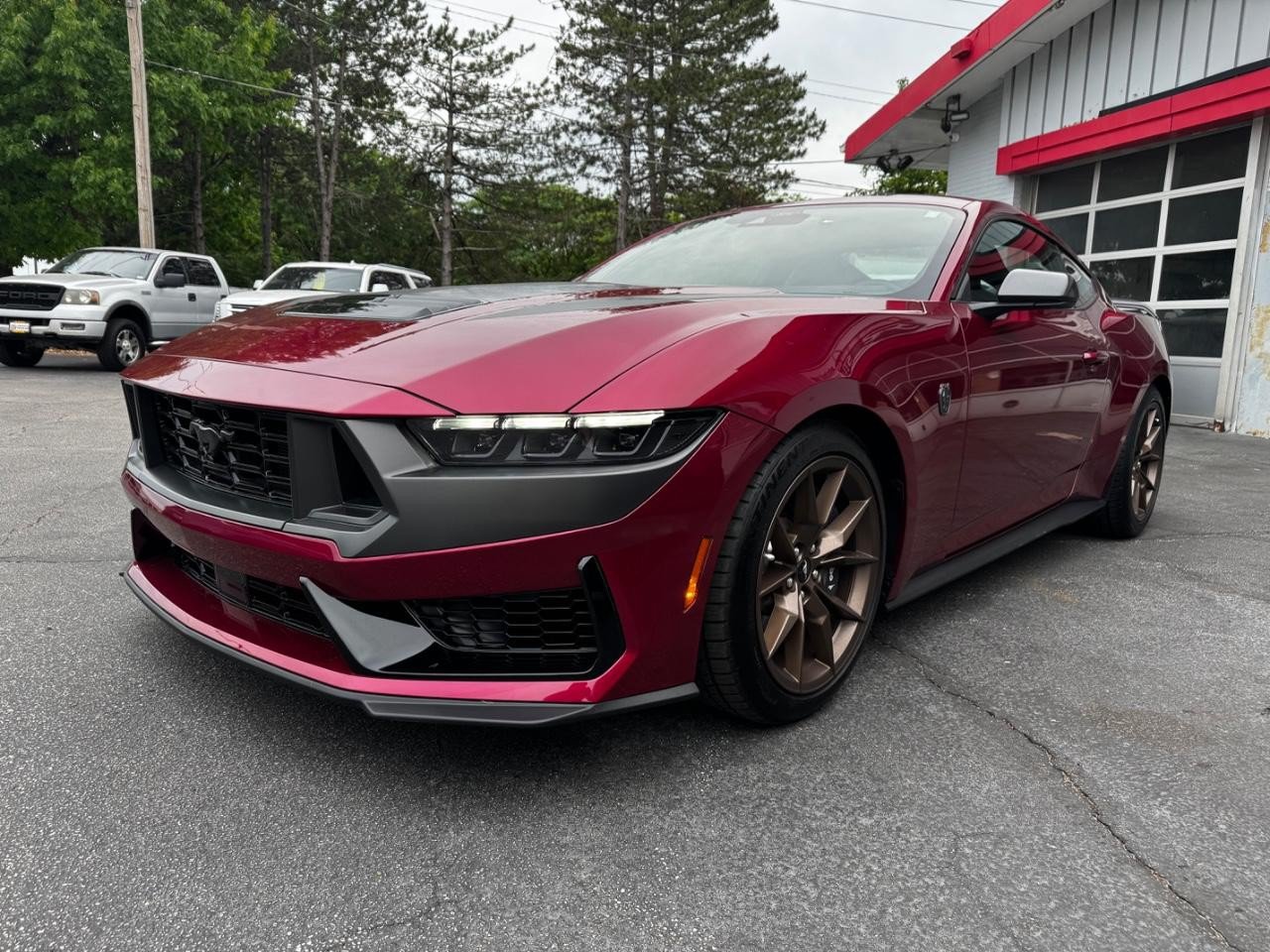 Used 2025 Ford Mustang Dark Horse RWD image 3