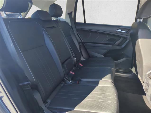 Used 2022 Volkswagen Tiguan SE image 22