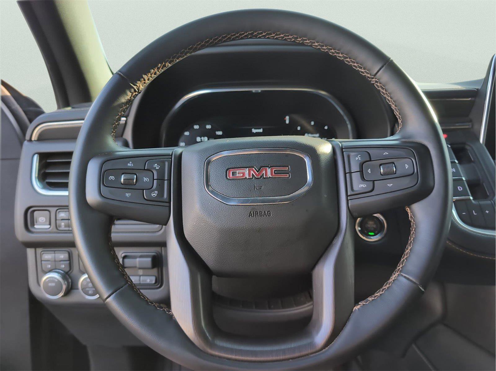 Used 2023 GMC Yukon AT4 w/ Max Trailering Package AWD/4WD image 29