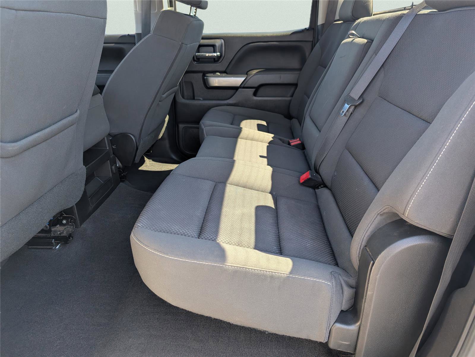 Used 2018 Chevrolet Silverado 1500 LT w/ Texas Edition image 30