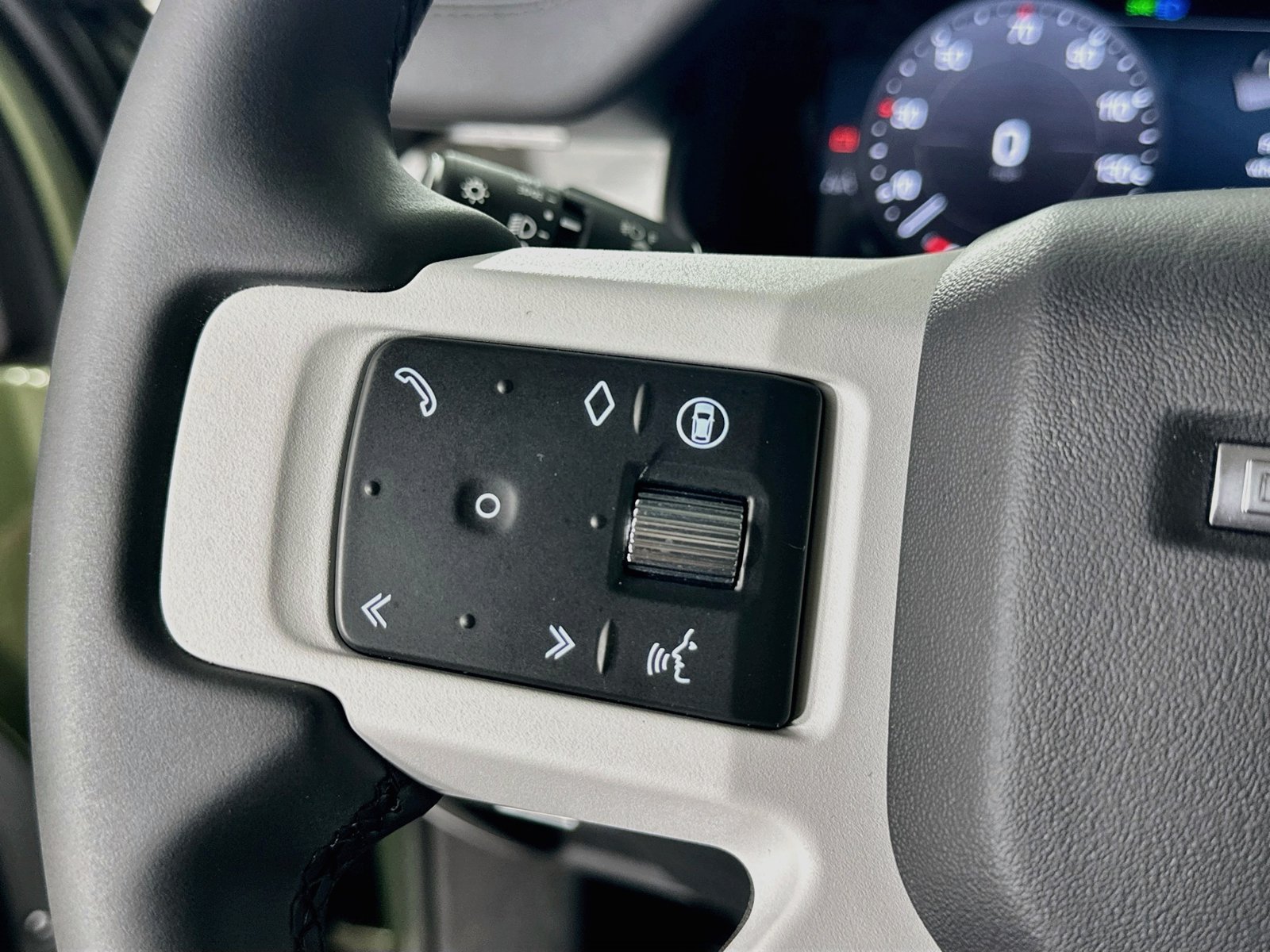 New 2026 Land Rover Defender 110 S AWD/4WD image 19