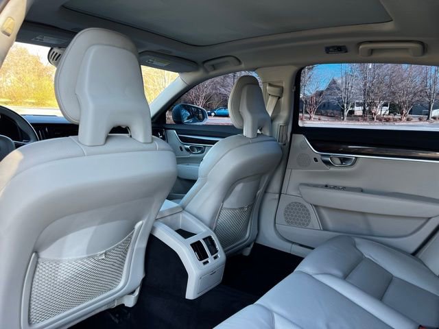Used 2018 Volvo S90 T5 Momentum w/ Protection Package AWD/4WD image 16
