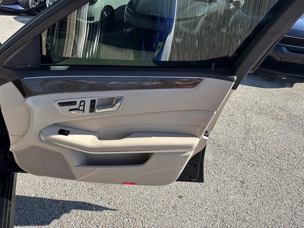 Used 2016 Mercedes-Benz E 350 Sedan w/ Premium Package image 14