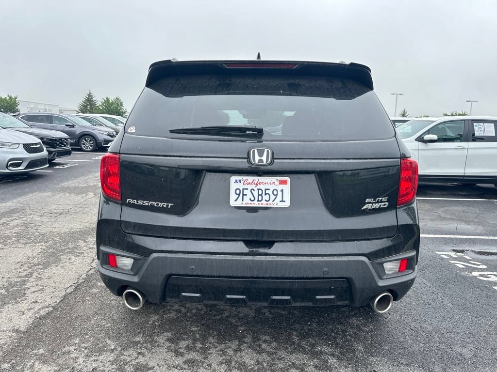 Used 2023 Honda Passport Elite image 9