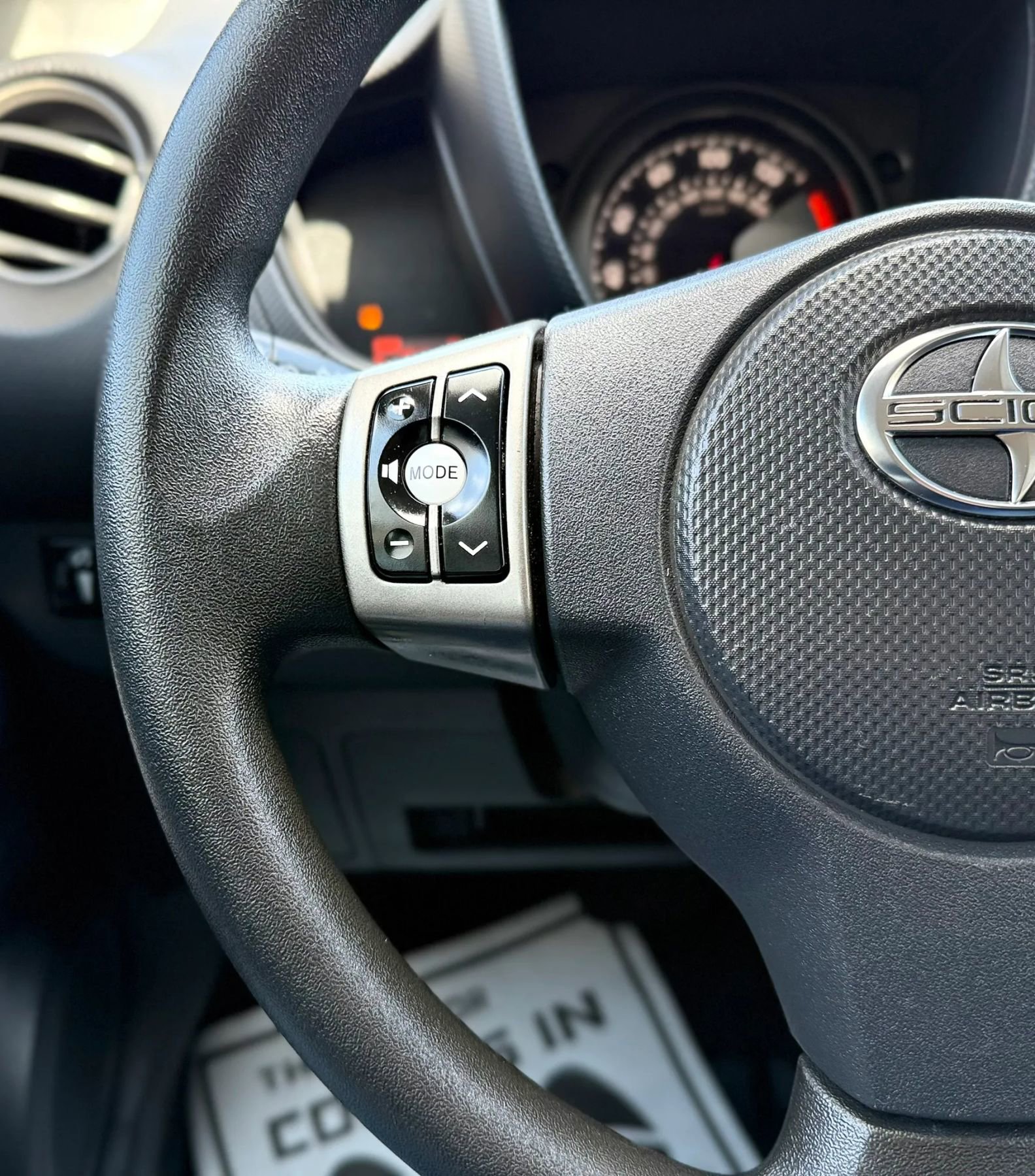 Used 2011 Scion xD FWD image 13