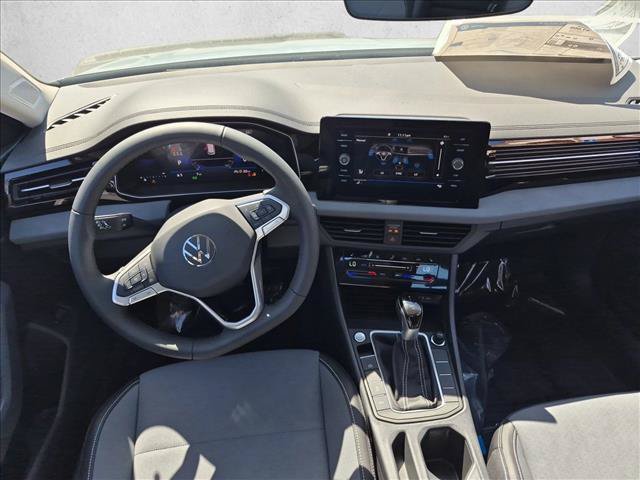 New 2027 Volkswagen Jetta SE FWD image 15