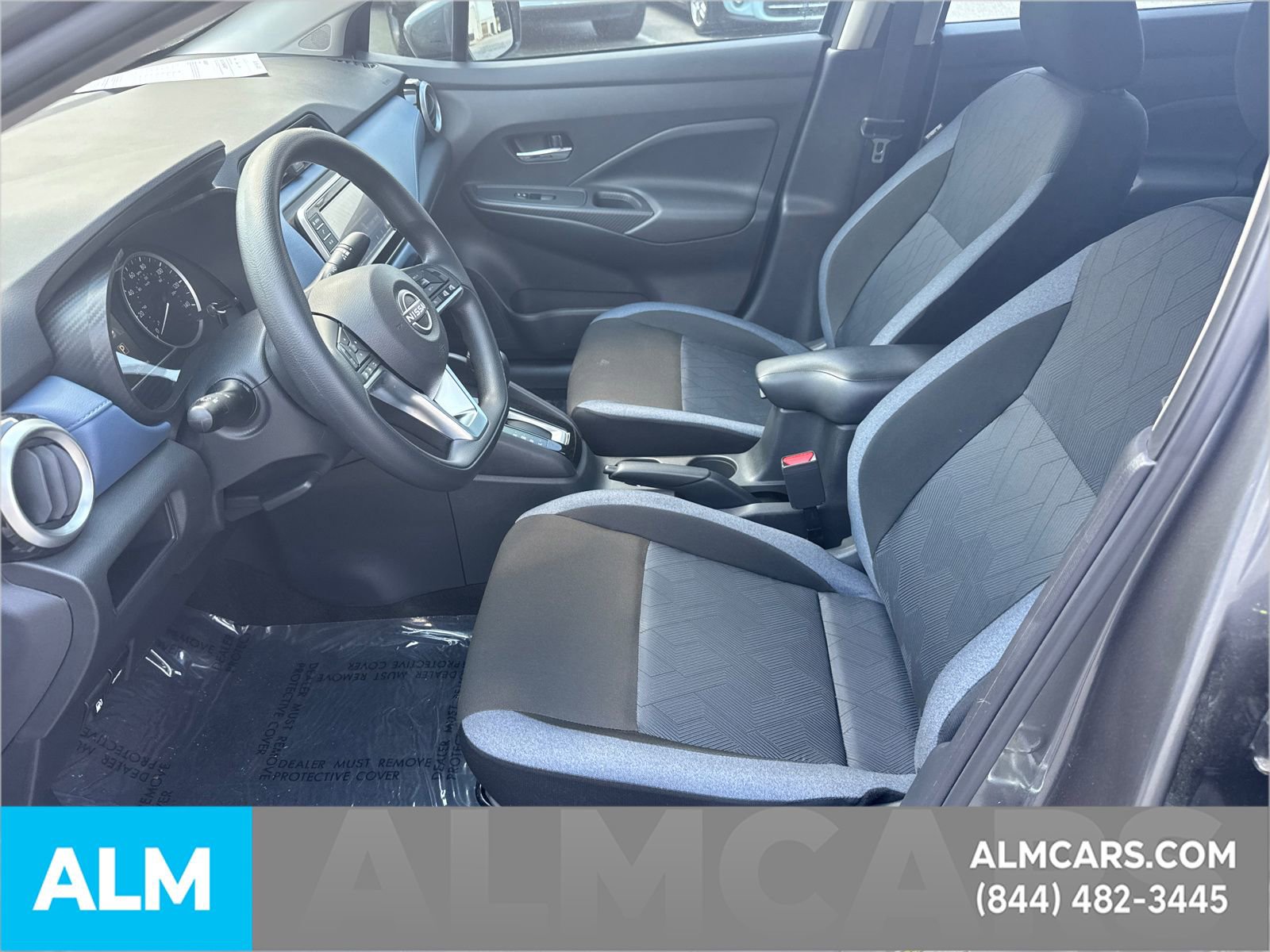 Used 2025 Nissan Versa SV w/ Trunk Package image 10