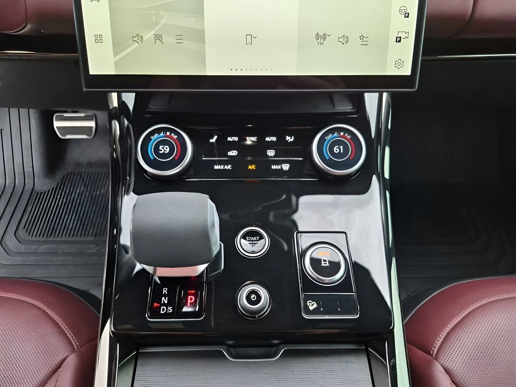 Used 2023 Land Rover Range Rover Sport SE Dynamic image 40