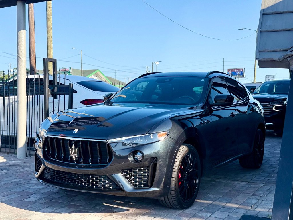 Used 2022 Maserati Levante Modena AWD/4WD image 6