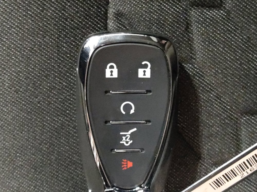 Used 2018 Chevrolet Equinox LT image 32