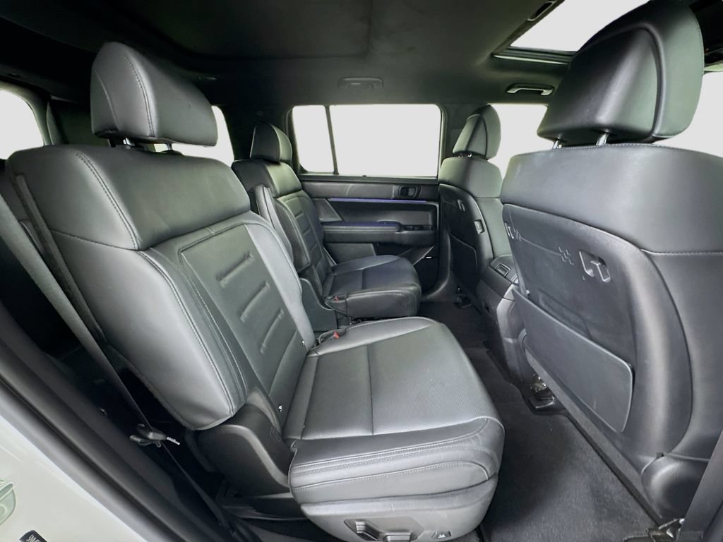Used 2024 Hyundai Santa Fe Calligraphy AWD/4WD image 30