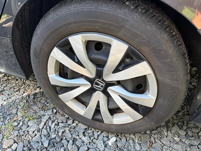 Used 2025 Honda Civic LX image 15