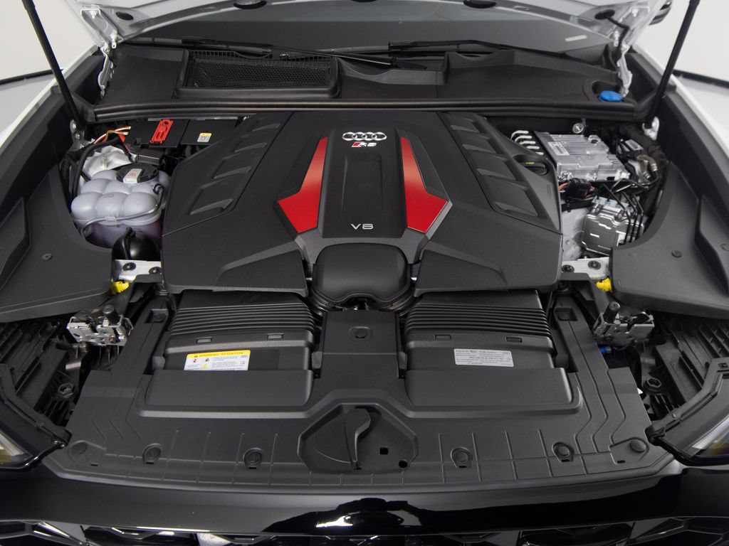 Used 2026 Audi RS Q8 performance AWD/4WD image 47