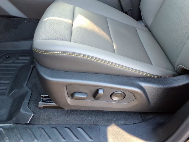 New 2026 Chevrolet Colorado ZR2 AWD/4WD image 7