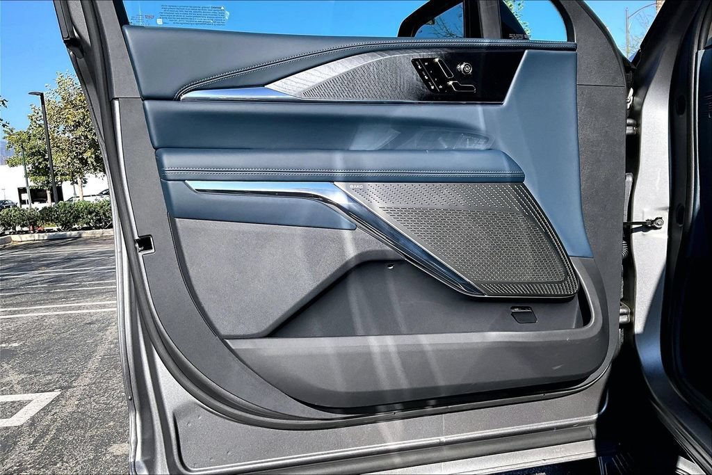 New 2026 Cadillac Escalade IQ Luxury 2 w/ LPO, Floor Liner Package AWD/4WD image 11